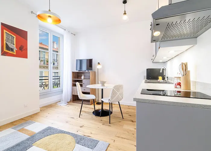 Charming Center 406 Apartment Nice