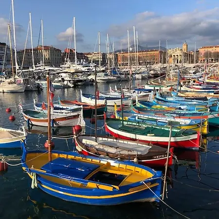 Charming City Center Studio 406 Apartment Nice