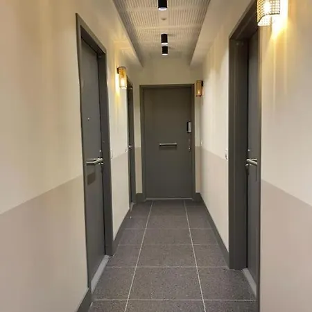 Charming City Center Studio 406 Apartment *