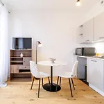 Apartment Charming Center 406